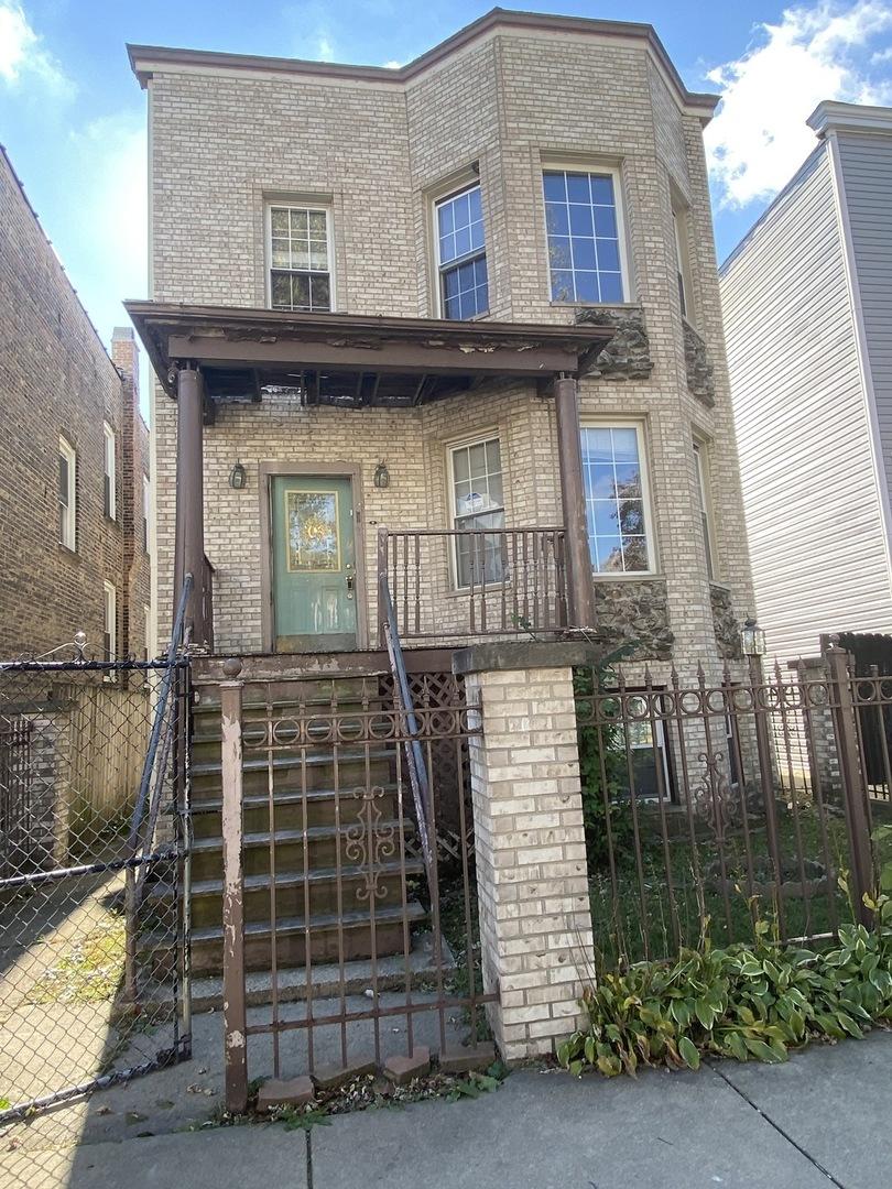 4923 W Potomac Ave., Chicago, IL 60651