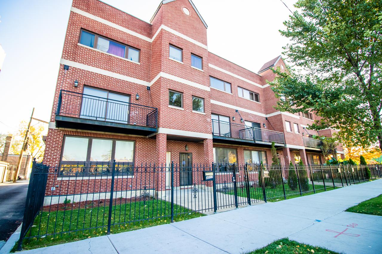 3319 W Jackson Blvd., Chicago, IL 60624