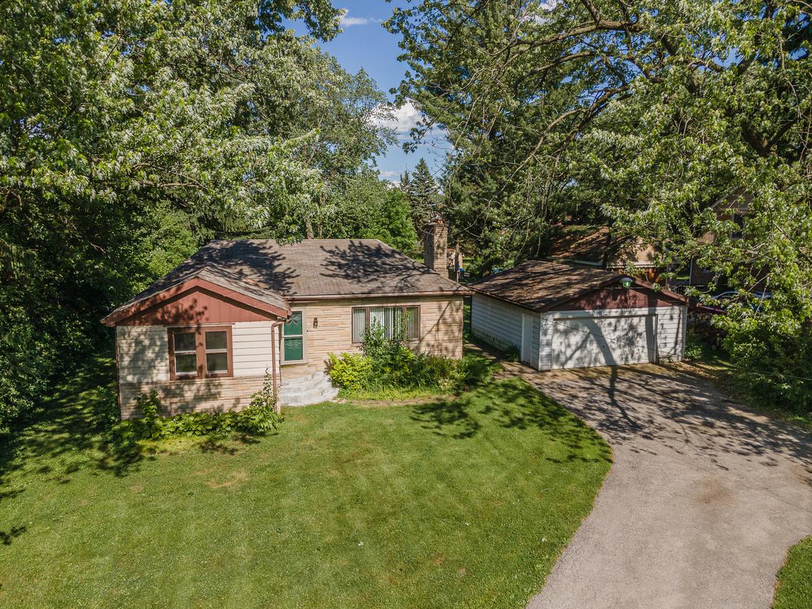 12801 S Monitor Ave., Palos Heights, IL 60463
