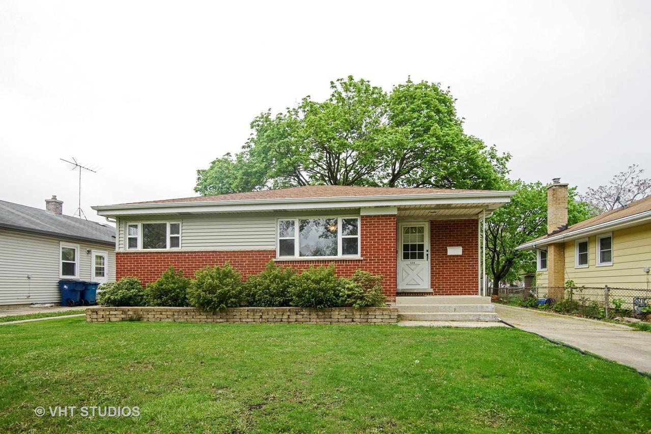 328 S Harvard Ave., Addison, IL 60101