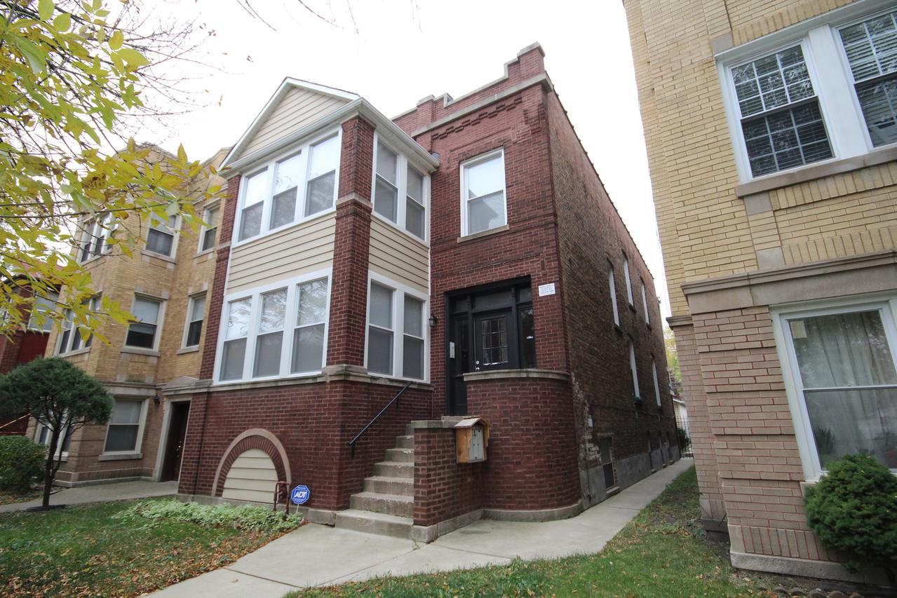 4837 W Montrose Ave., Chicago, IL 60641