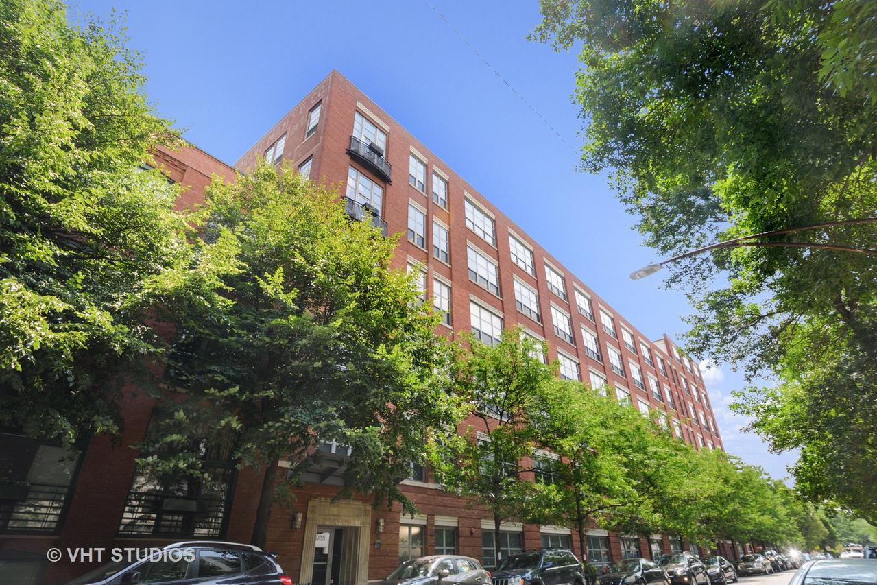 1735 N Paulina St. #203, Chicago, IL 60622