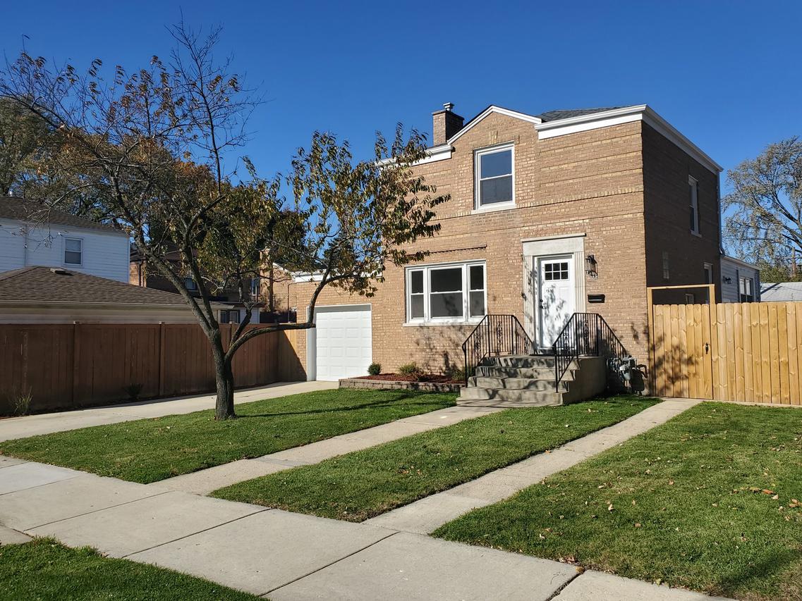 7812 W Altgeld St., Elmwood Park, IL 60707