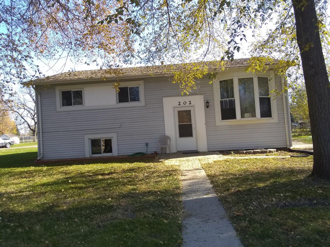 202 N Division St., Aroma Park, IL 60910