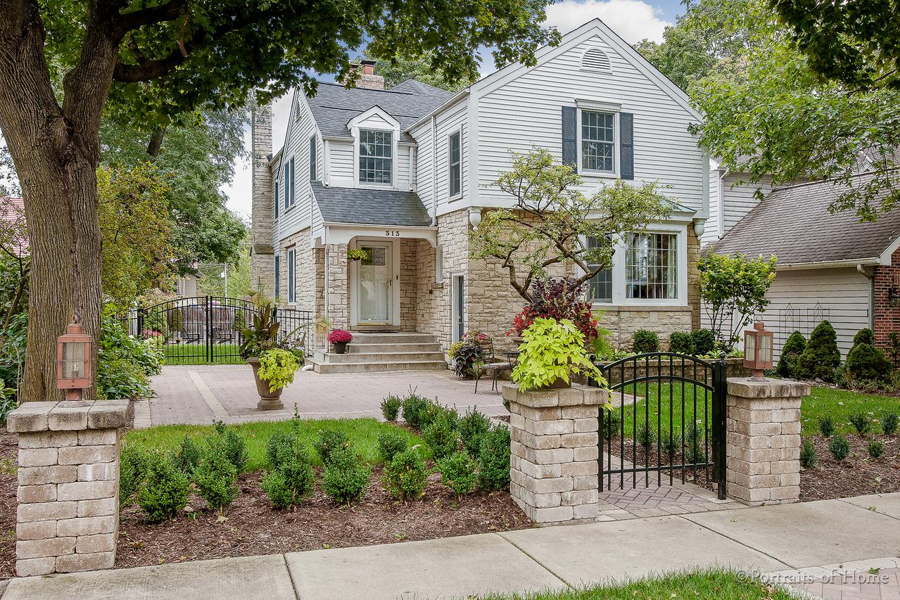 313 N Ellis Ave., Wheaton, IL 60187
