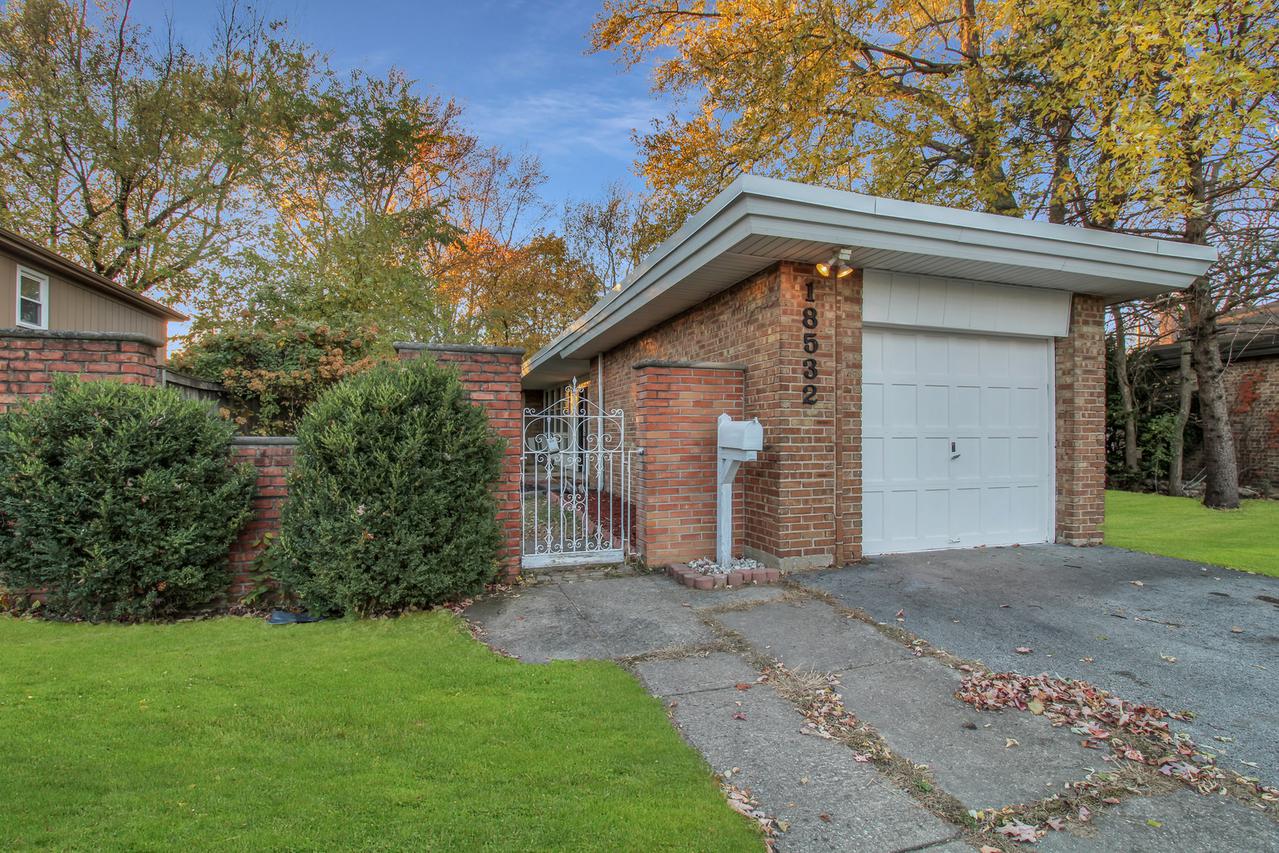 18532 Western Ave., Homewood, IL 60430