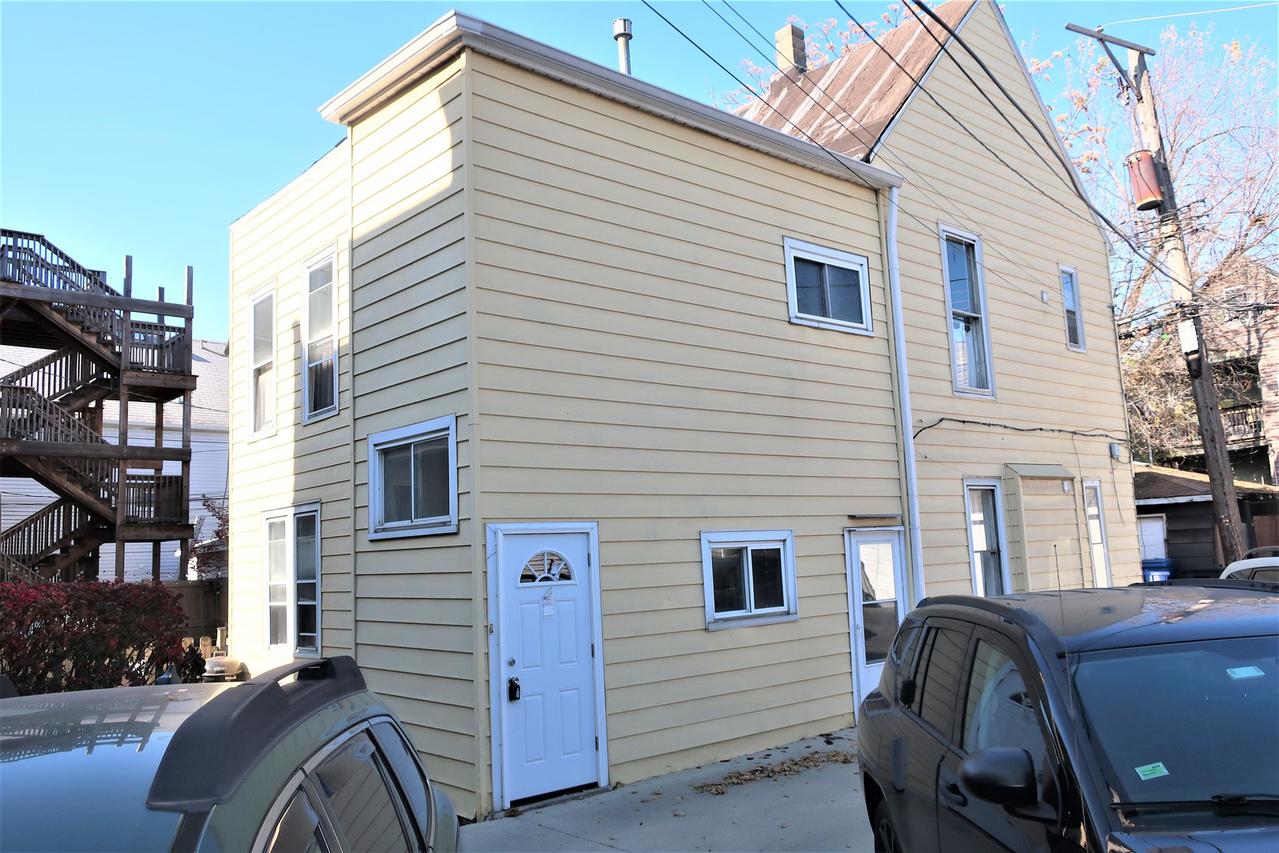 2044 W Cuyler St., Chicago, IL 60618