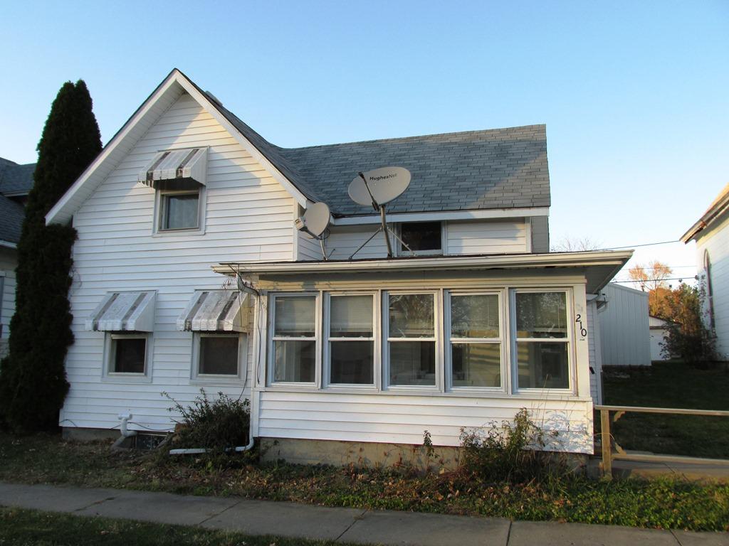 210 W Mason St., Polo, IL 61064