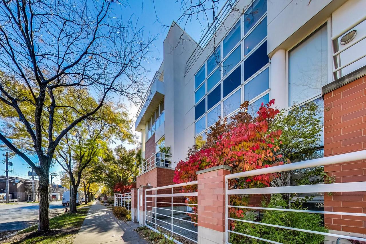 2944 N Paulina St., Chicago, IL 60657