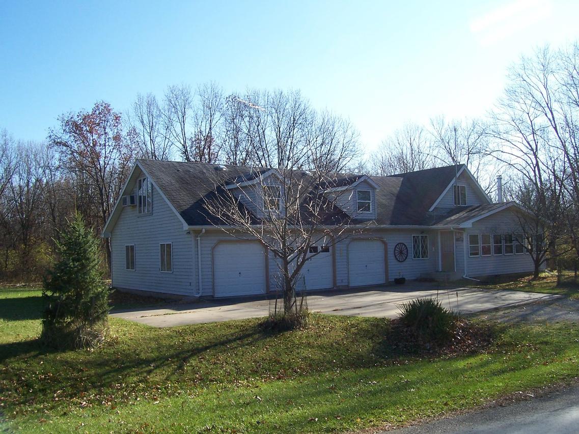 442 Lake Thunderbird Dr., Putnam, IL 61560
