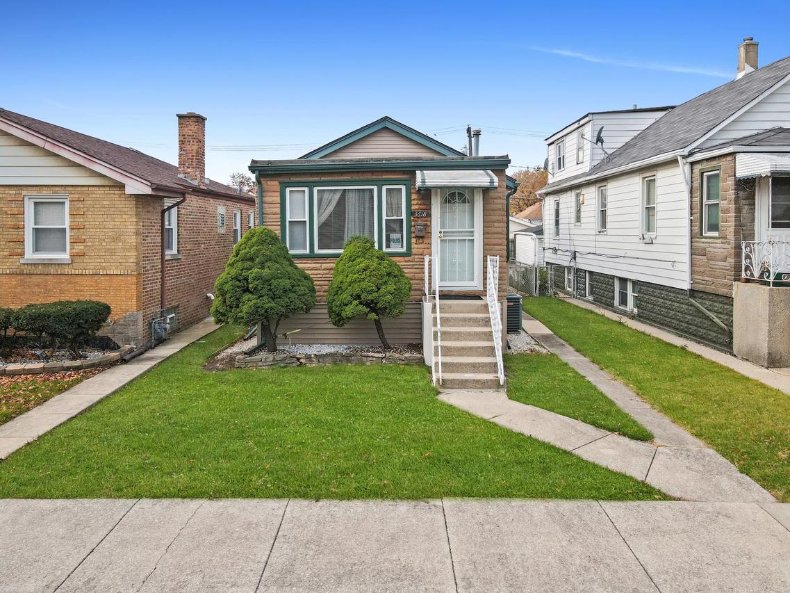 3618 S 55th Ave., Cicero, IL 60804