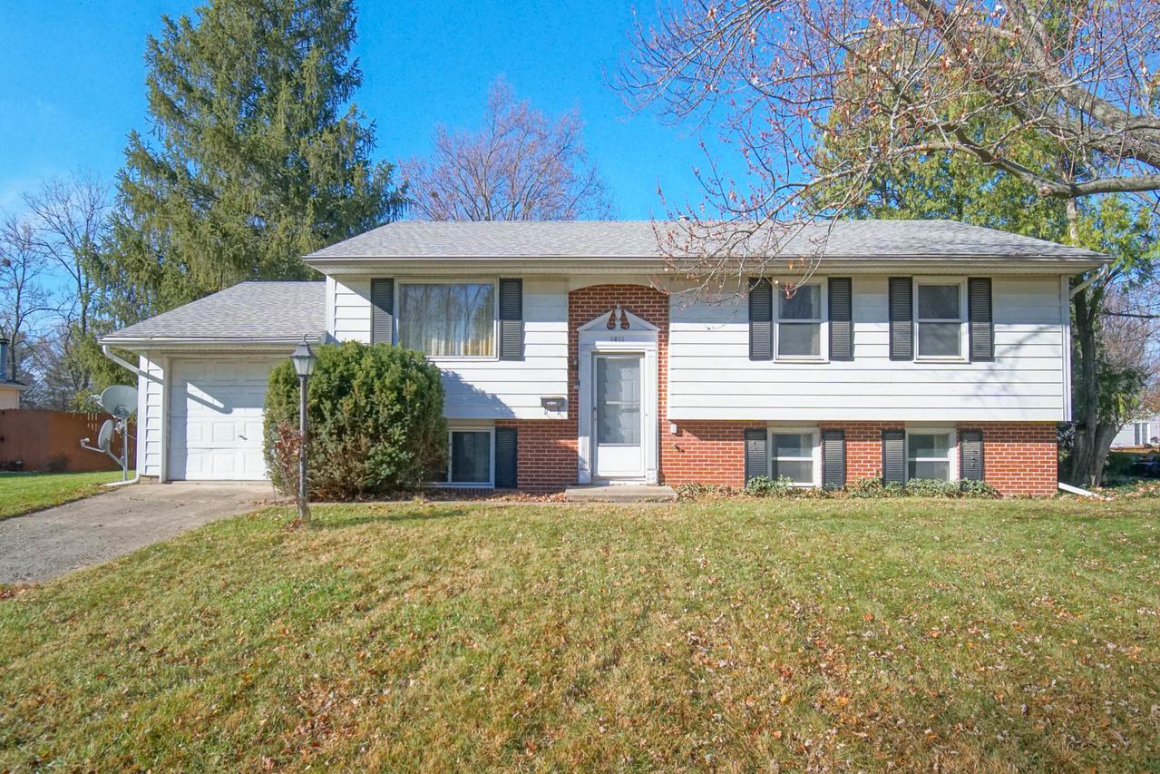1611 Aurora Way, Normal, IL 61761