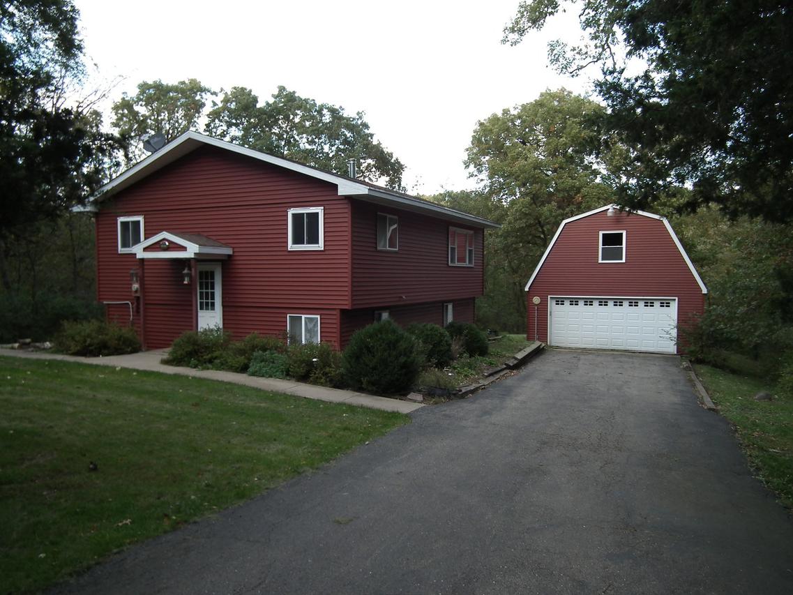107 Indian Hills Dr., Putnam, IL 61560