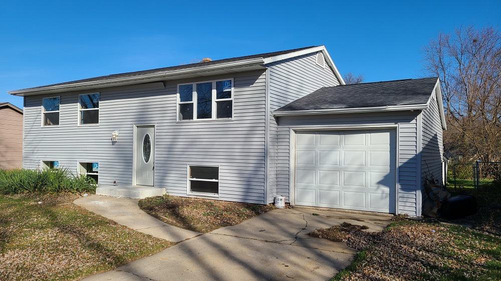 3512 Captains Ct., Rockford, IL 61109