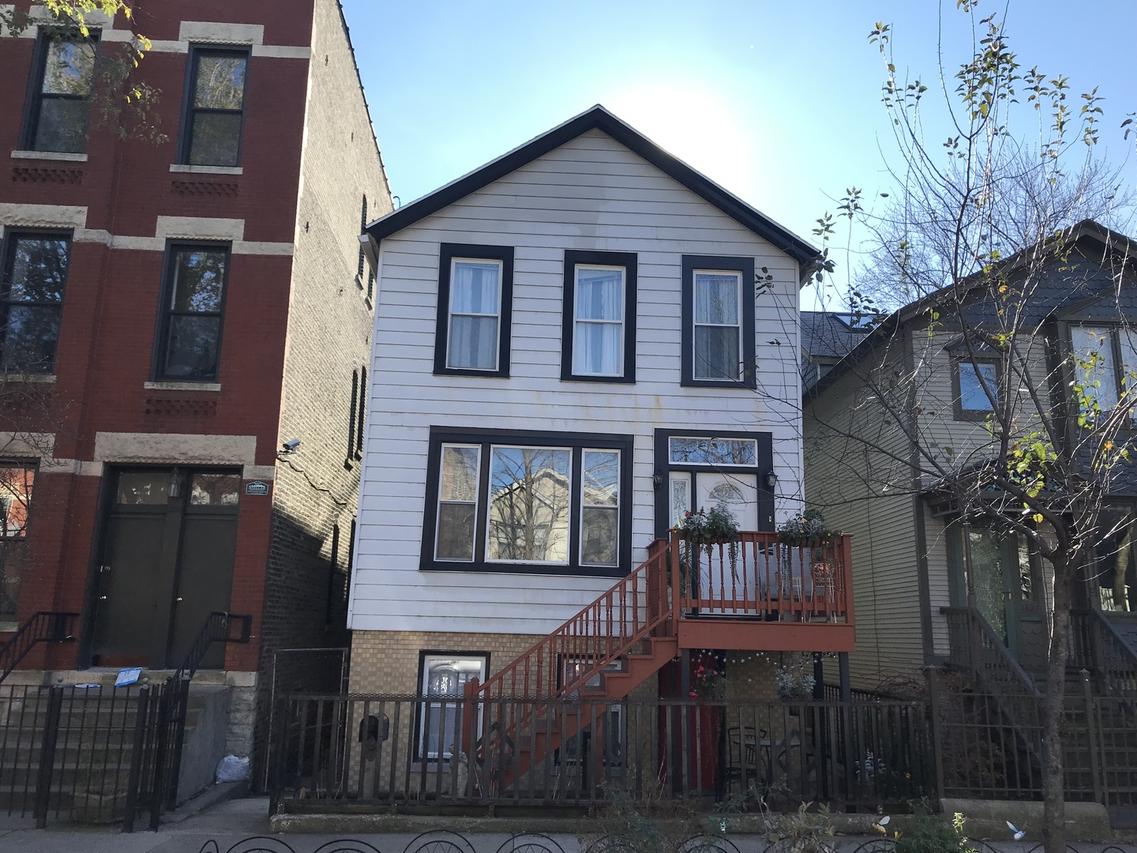 1423 W Huron St., Chicago, IL 60642