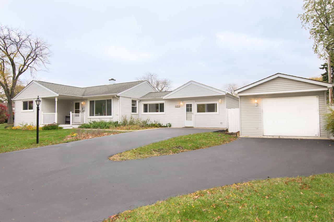 2600 Dove St., Rolling Meadows, IL 60008
