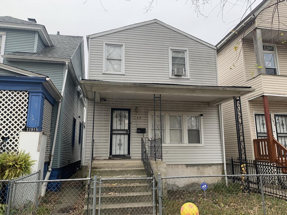 11916 S Lowe Ave., Chicago, IL 60628