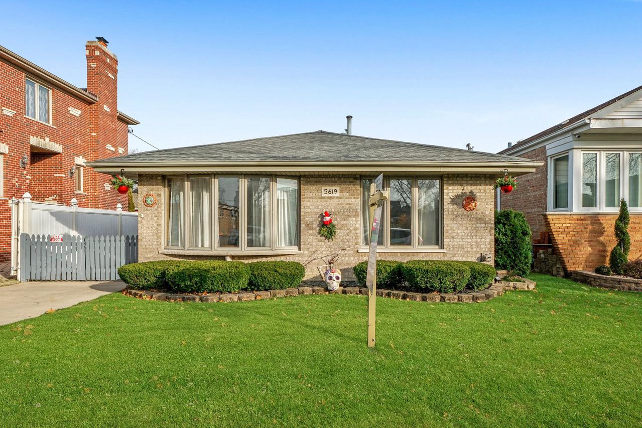 5619 S Nashville Ave., Chicago, IL 60638