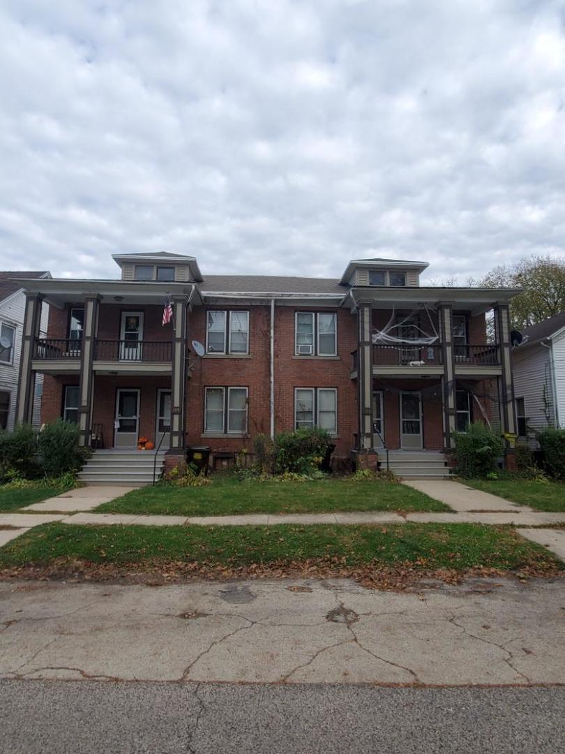 103-109 N Foley Ave., Freeport, IL 61032