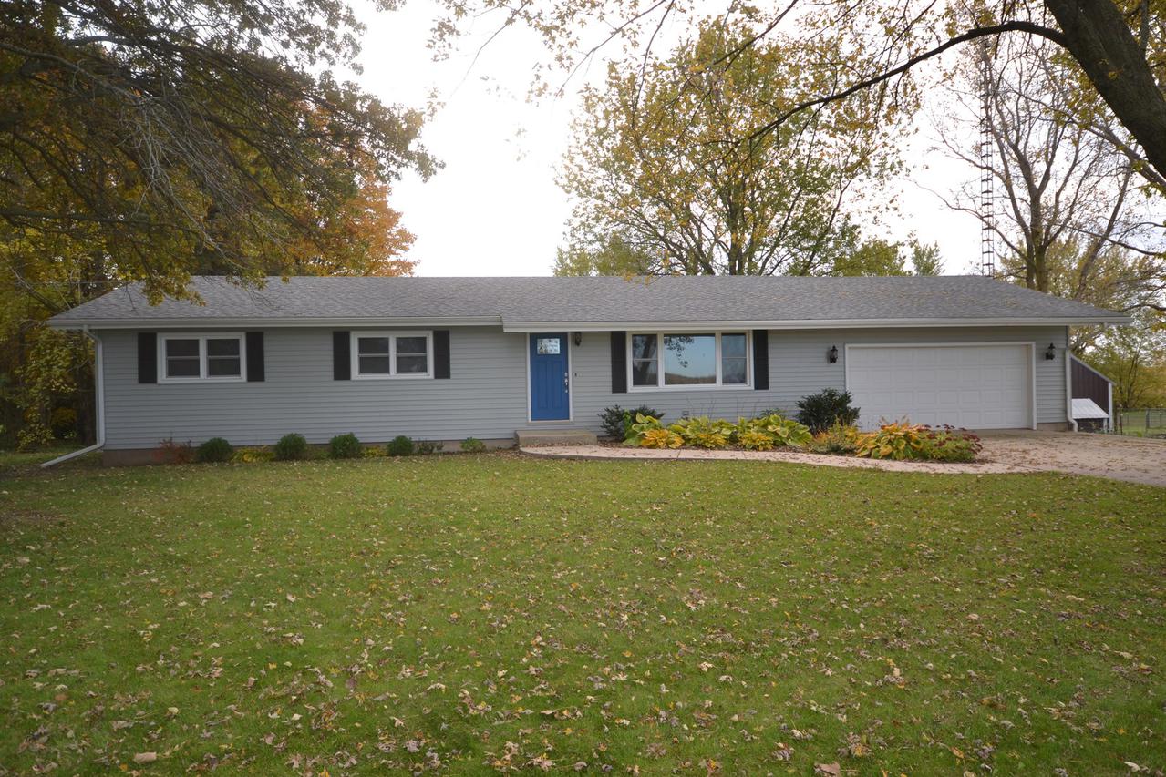 7910 Gurler Rd., Dekalb, IL 60115