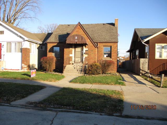 134 Waltham St., Calumet City, IL 60409