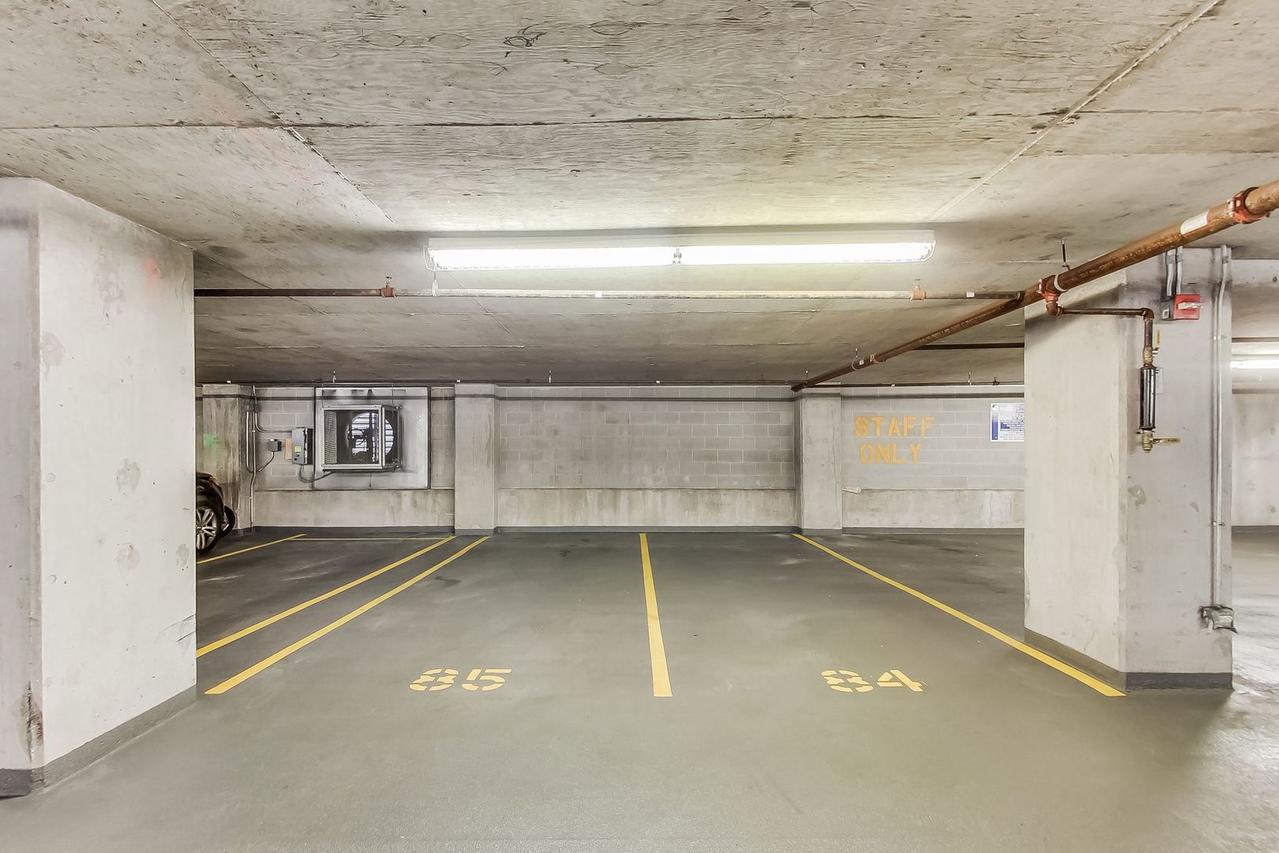 200 W Grand Ave. #P85, Chicago, IL 60654