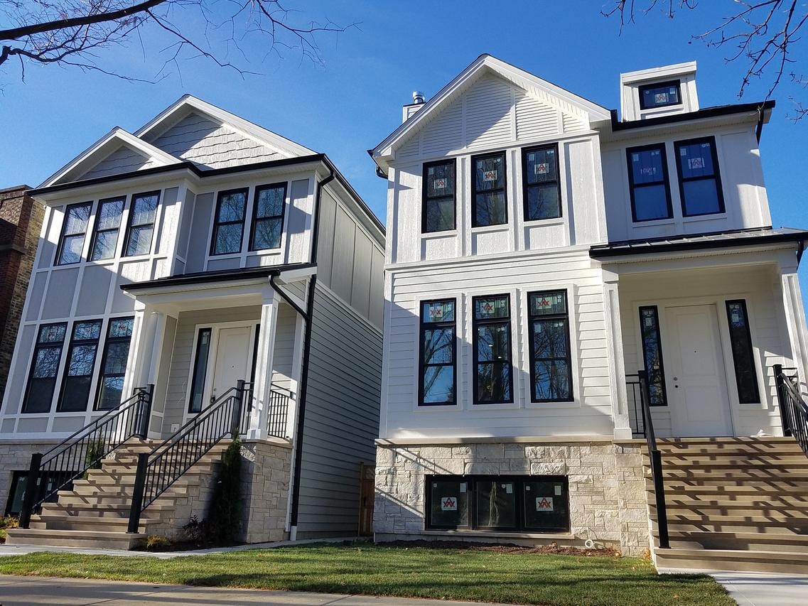 4834 N Leavitt St., Chicago, IL 60625