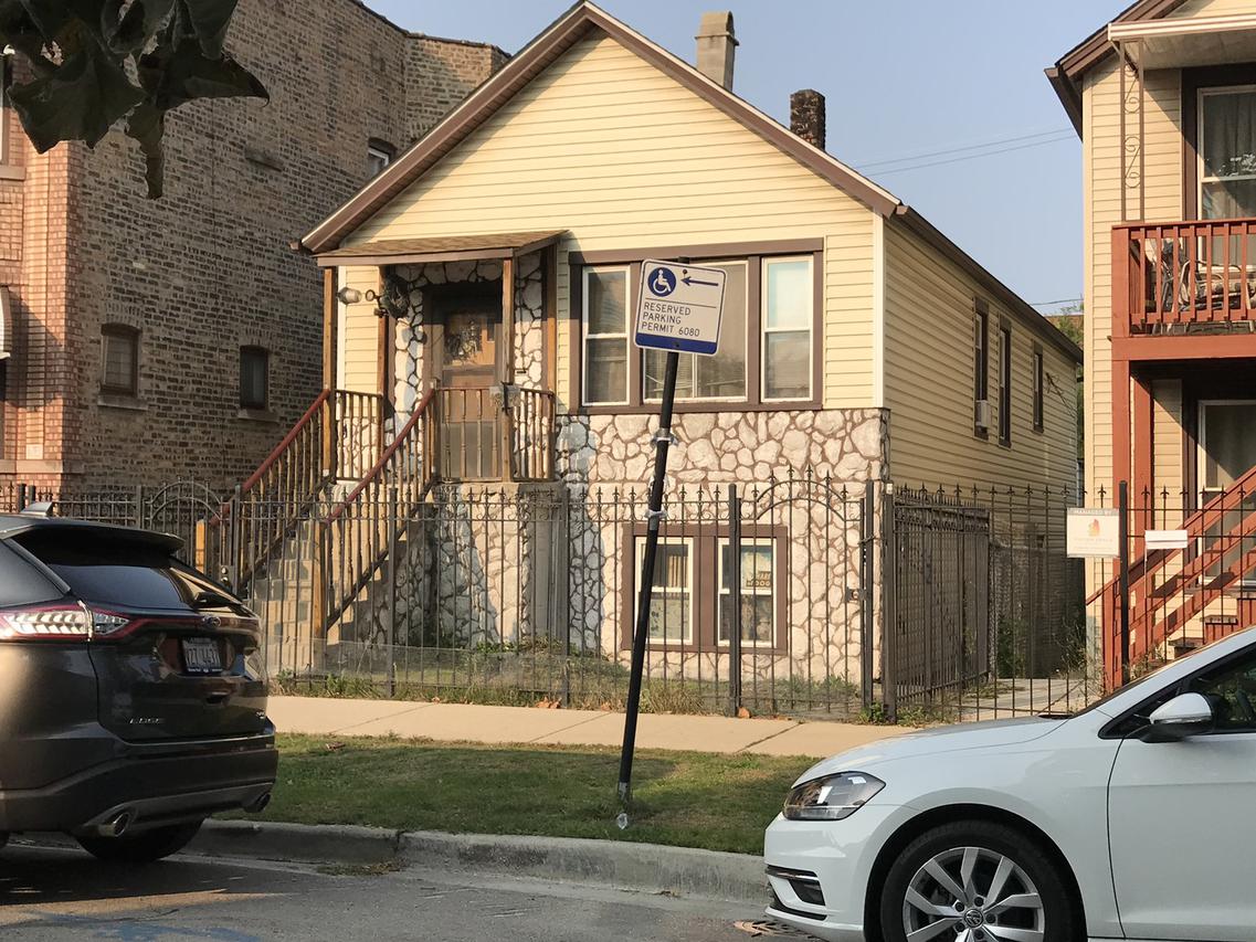1840 N Mozart St., Chicago, IL 60647