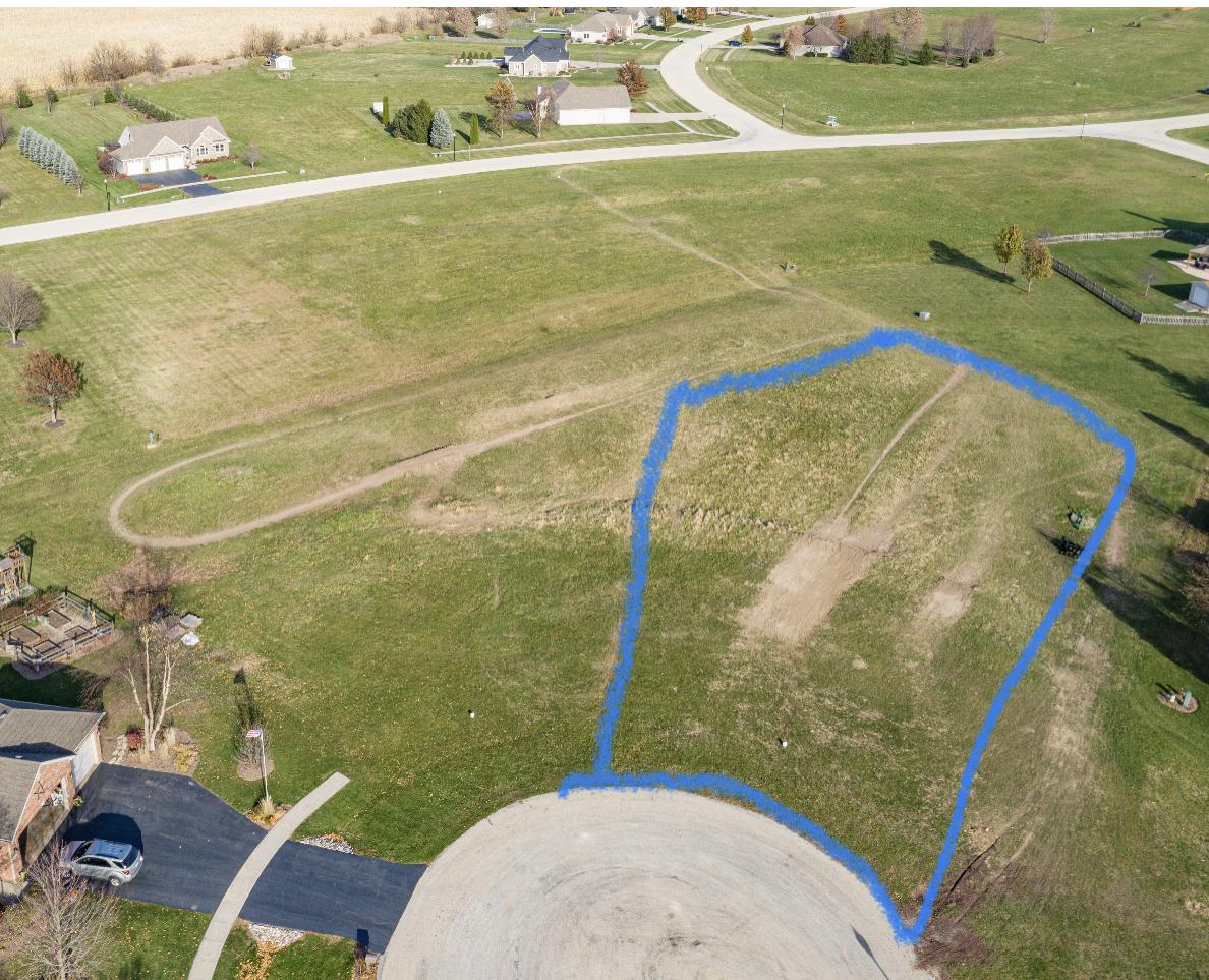 910 Tall Grass Ct., Somonauk, IL 60552