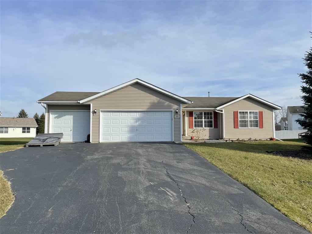 595 Talentina Tr., Roscoe, IL 61073