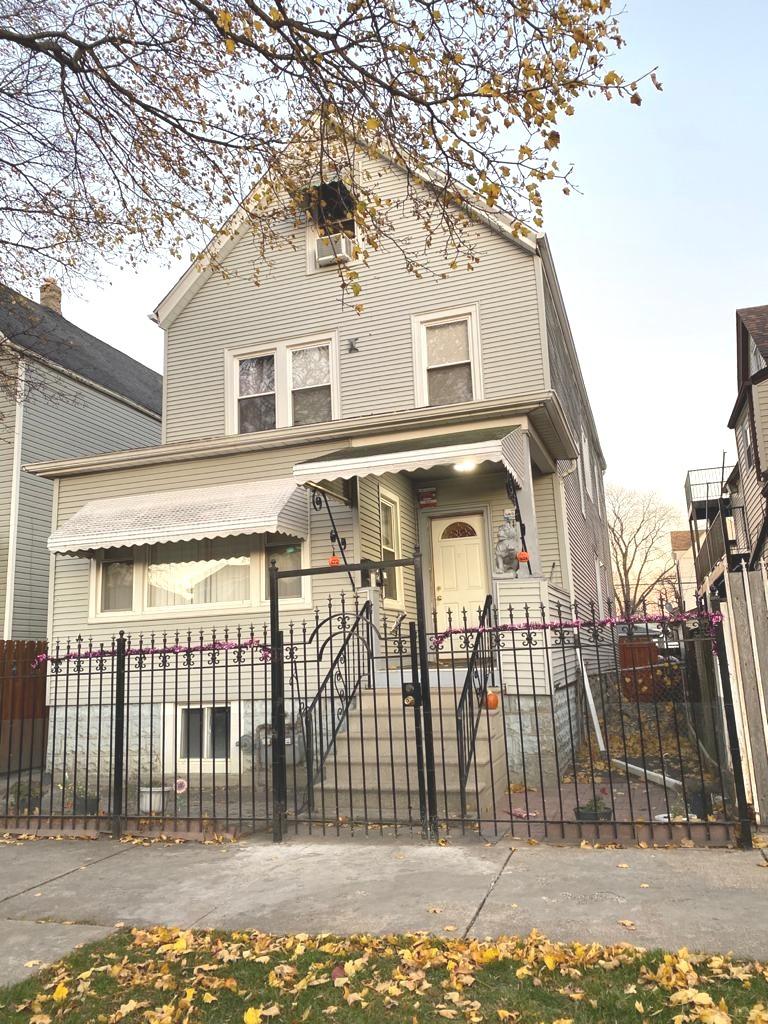 2105 N Latrobe Ave., Chicago, IL 60639