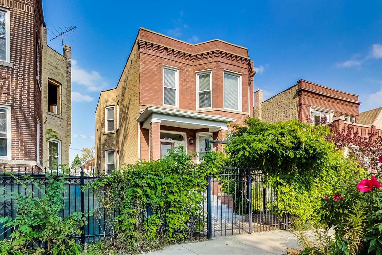 4726 W Grace St., Chicago, IL 60641