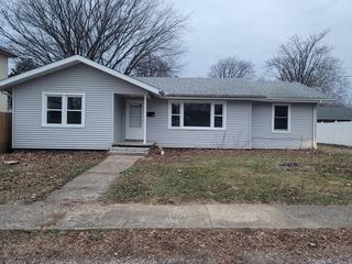 119 S Alexander St., Clinton, IL 61727