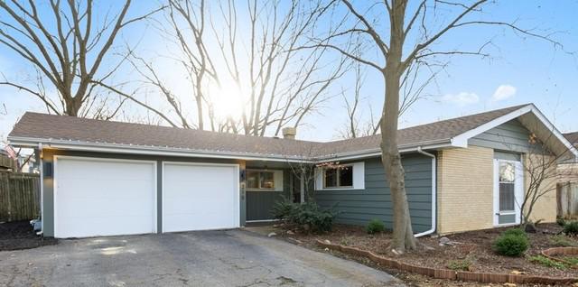 2S215 Lloyd Ave., Lombard, IL 60148