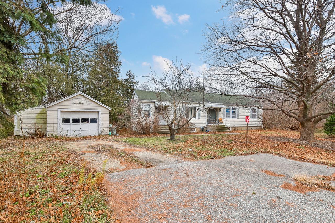 1N334 Kirk Rd., Geneva, IL 60134