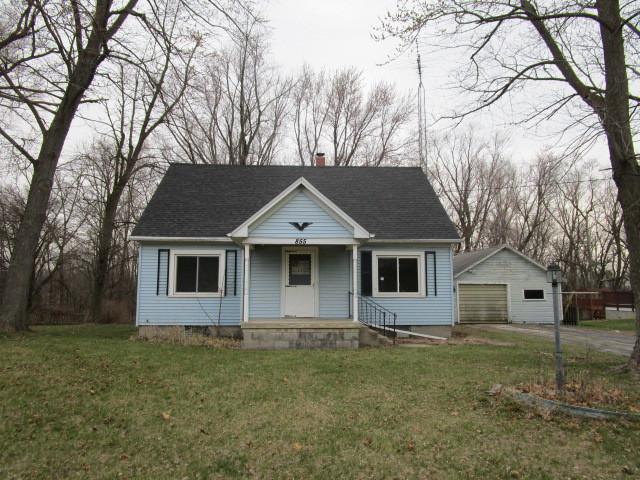 855 E 5000s Rd., Kankakee, IL 60901