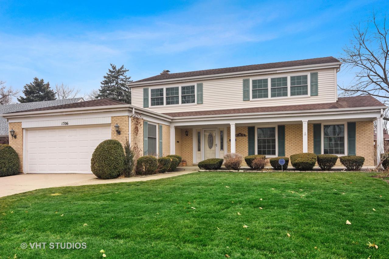 1706 S Surrey Ridge Dr., Arlington Heights, IL 60005