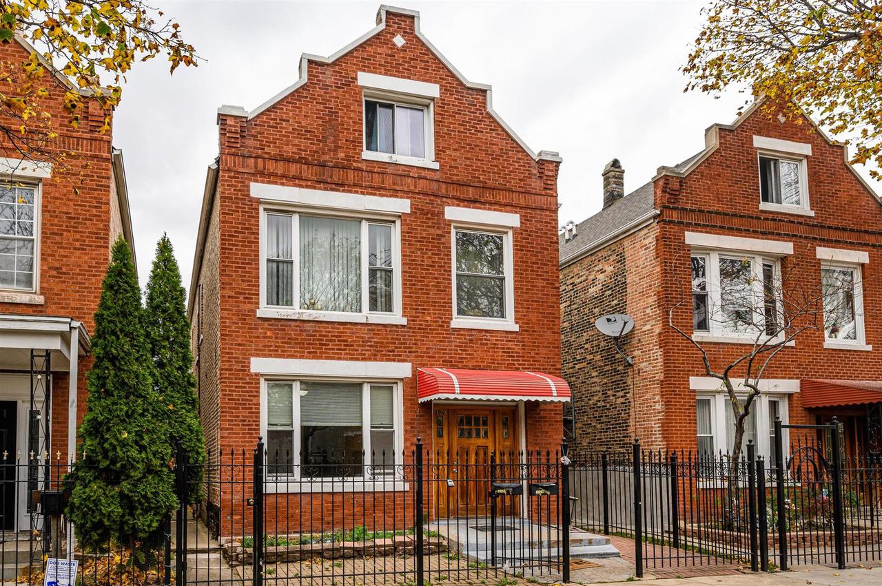 3128 W 41st Pl., Chicago, IL 60632