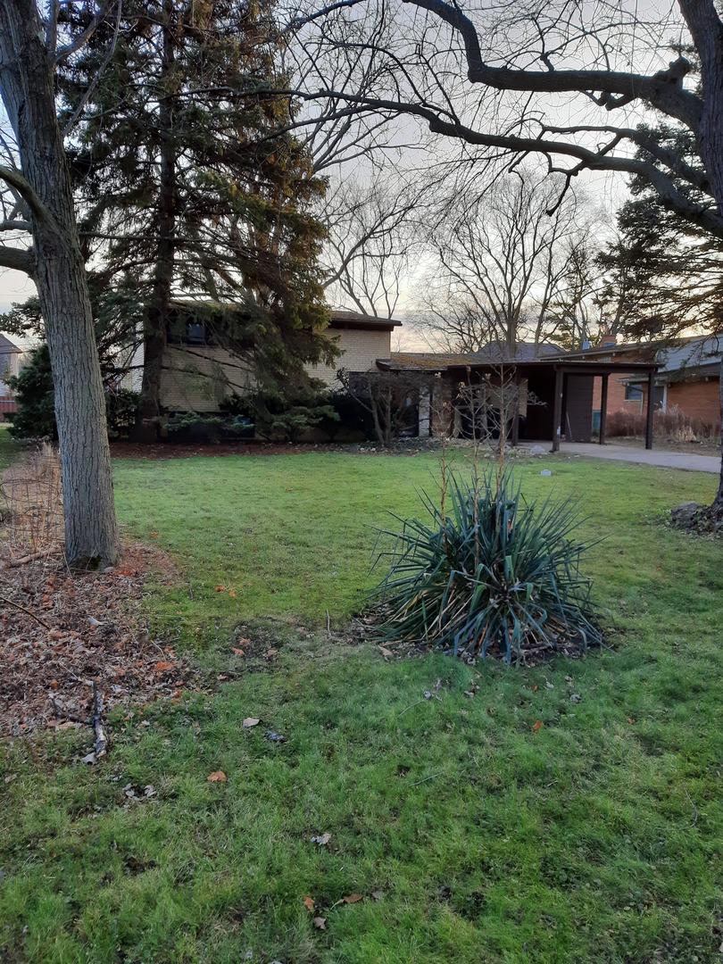 3465 Sorrel Dr., Northbrook, IL 60062