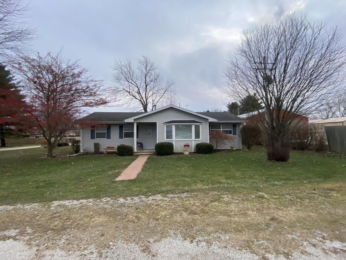 204 W Bowman St., Fairmount, IL 61841