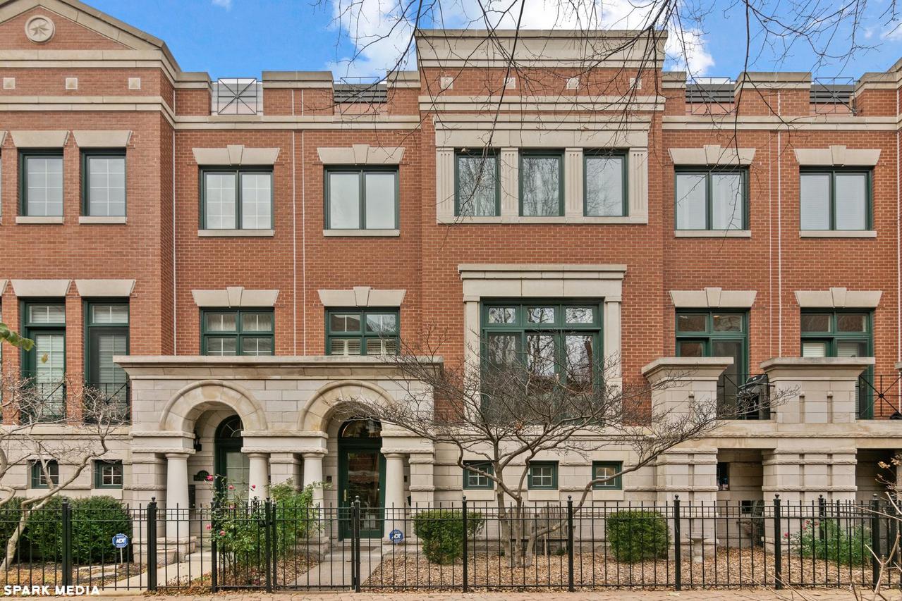 425 W Dickens Ave. #K, Chicago, IL 60614