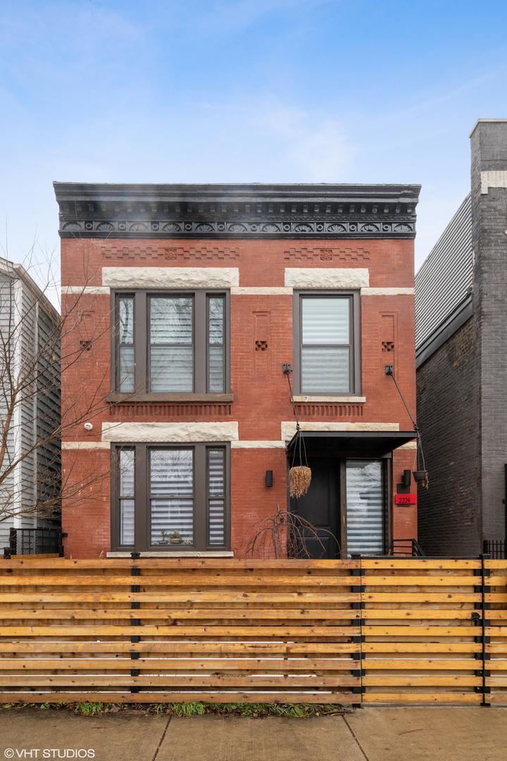 2224 W Huron St., Chicago, IL 60612