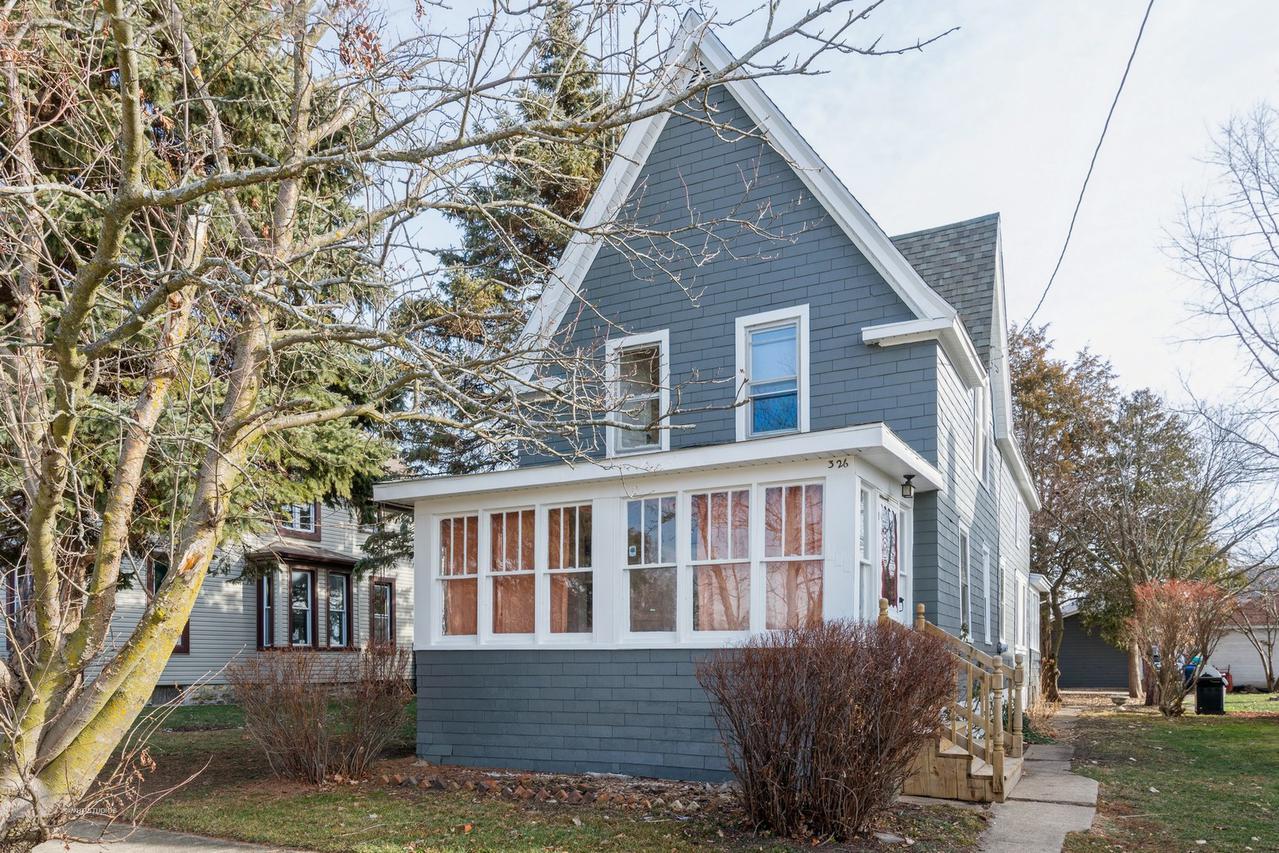 326 N 6th St., Dekalb, IL 60115