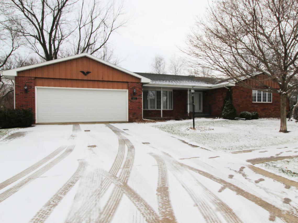402 E Pilot Dr., Herscher, IL 60941