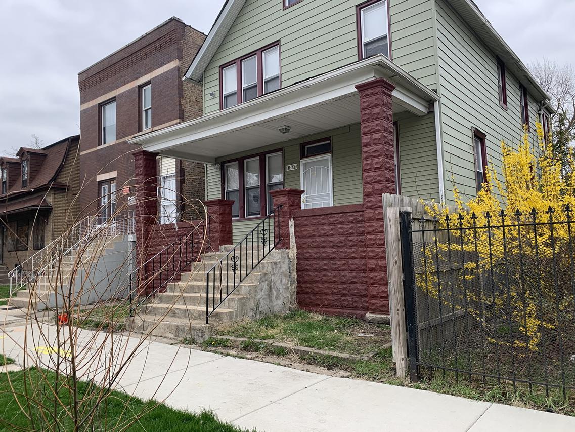 11537 S Perry Ave., Chicago, IL 60628