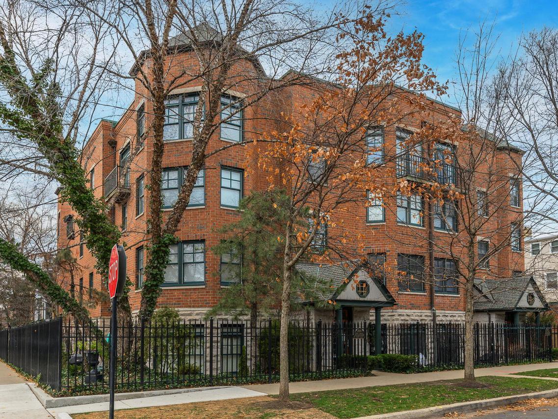 2500 N Seminary Ave. #1W, Chicago, IL 60614