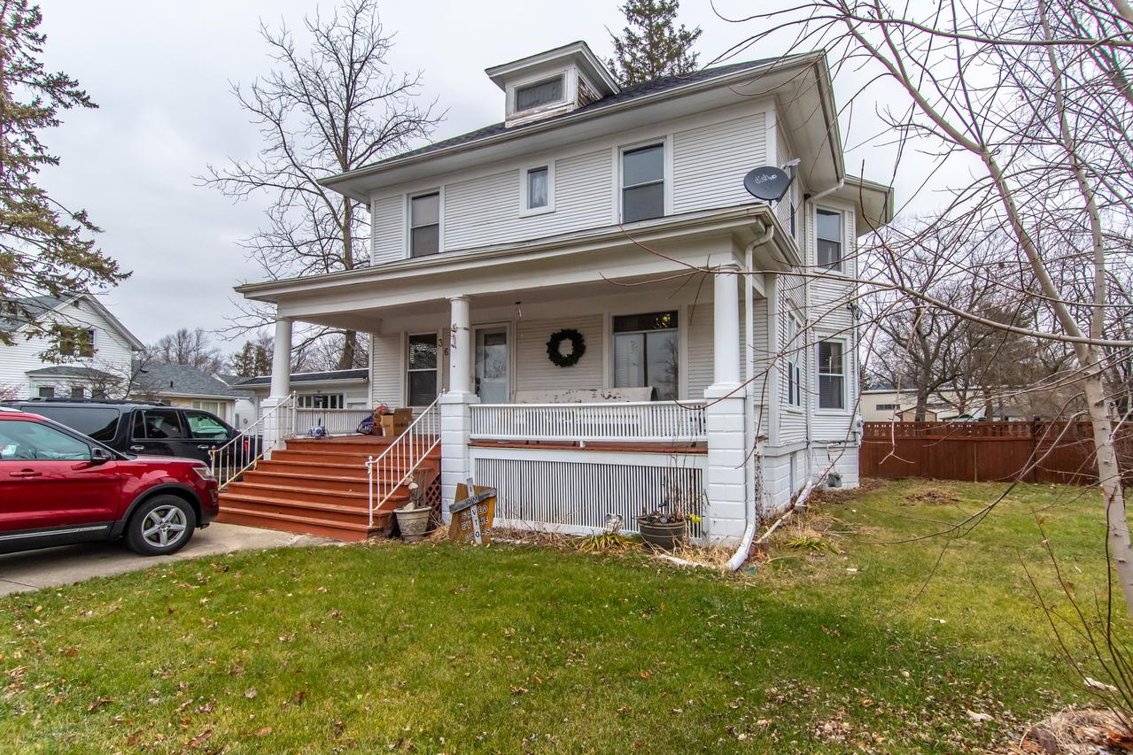 360 S State St., Manhattan, IL 60442