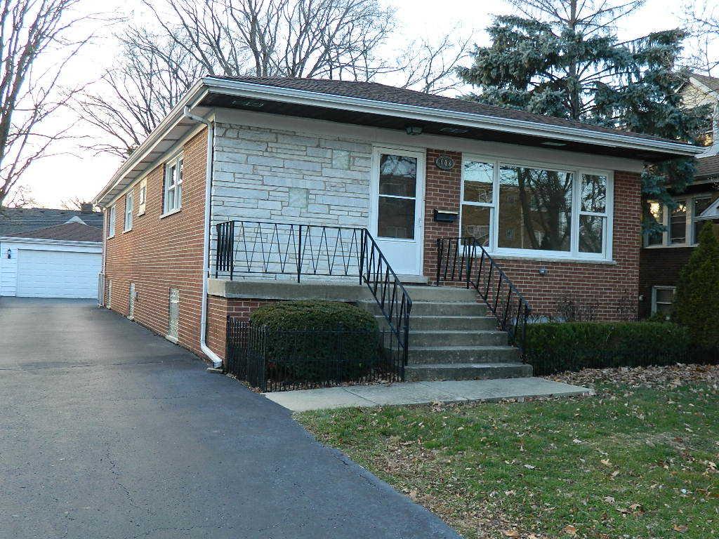 608 S Euclid Ave., Elmhurst, IL 60126