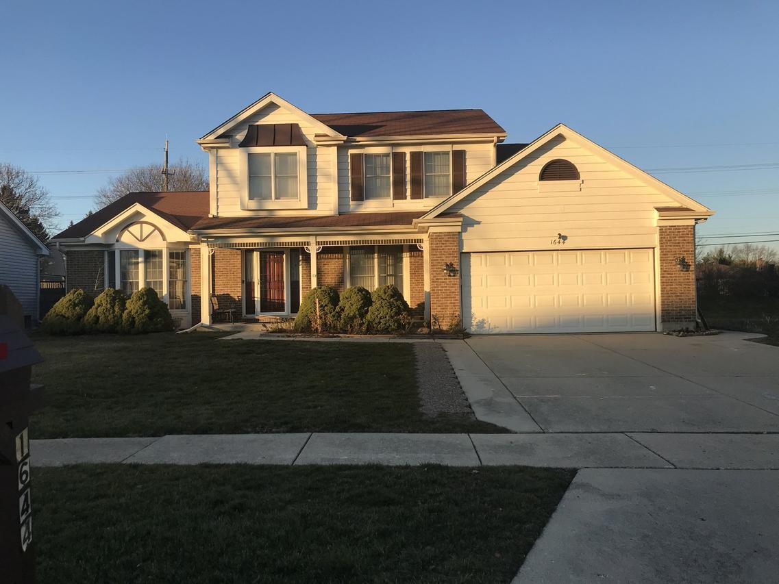 1644 Brighton Dr., Mundelein, IL 60060