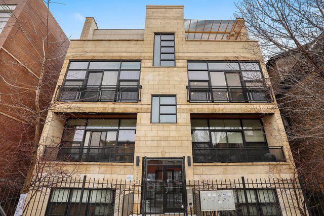 2136 W Armitage Ave. #2E, Chicago, IL 60647
